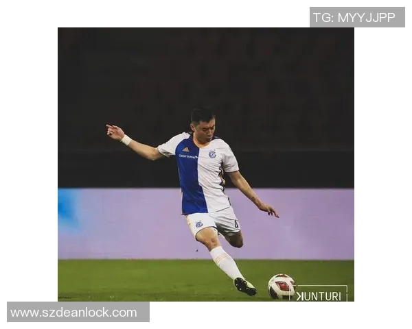 李磊专访:从青涩少年到网球明星的成长之路回顾 李磊专访:从青涩少年到网球明星的成长之路回顾