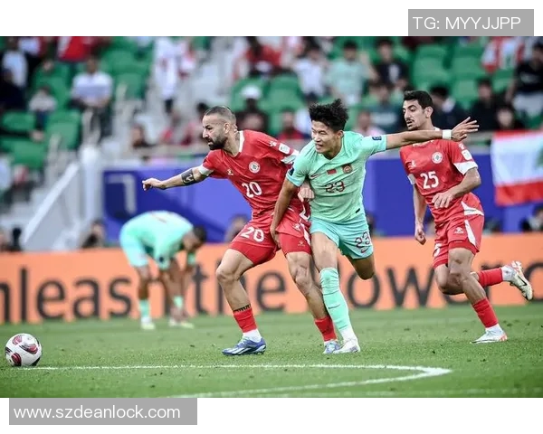 国足在与哥伦比亚的较量中展现实力赛果引发热议