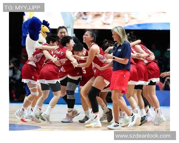 日本女篮与韩国女篮激战正酣谁将赢得亚洲篮球赛的荣耀与胜利