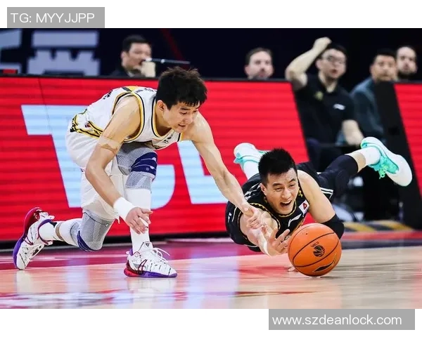 郭艾伦精彩表现对决广厦全场集锦回顾与分析 郭艾伦精彩表现对决广厦全场集锦回顾与分析