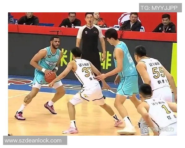 2020年辽宁队与江苏队激战回顾:一场精彩的篮球对决与精彩瞬间的再现 2020年辽宁队与江苏队激战回顾:一场精彩的篮球对决与精彩瞬间的再现