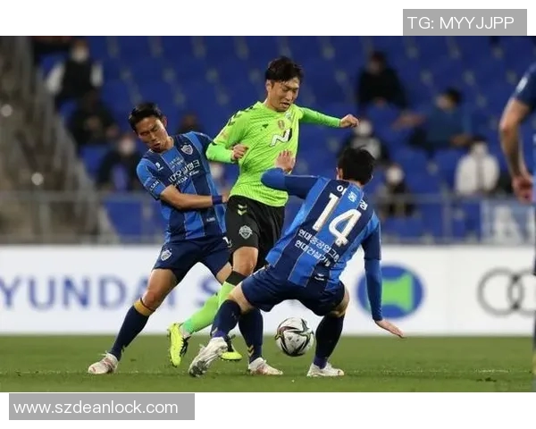 2020年FC首尔对阵蔚山现代精彩赛事回顾与分析 2020年FC首尔对阵蔚山现代精彩赛事回顾与分析