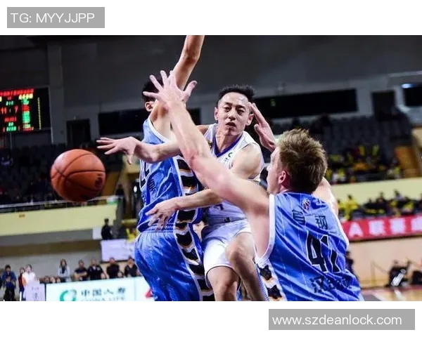 史鸿飞的成长之路与奋斗历程探秘：从普通青年到行业领军人物的蜕变